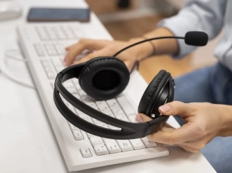 The Truth Behind Call Center Doctors’ Shiny Social Media Ads blog feature